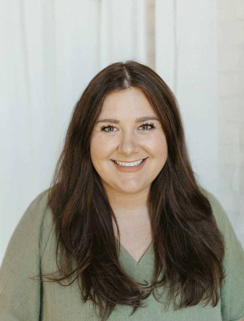 Dr. Molly Mehlman, chiropractor at Grove Chiropractic Co. in Spring Grove, IL